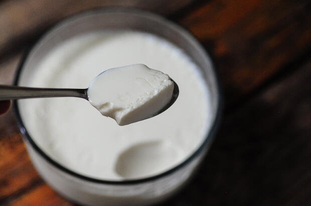 Does Eating Curd at Night Actually Cause a Cold? 5 Desi Food Myths Busted